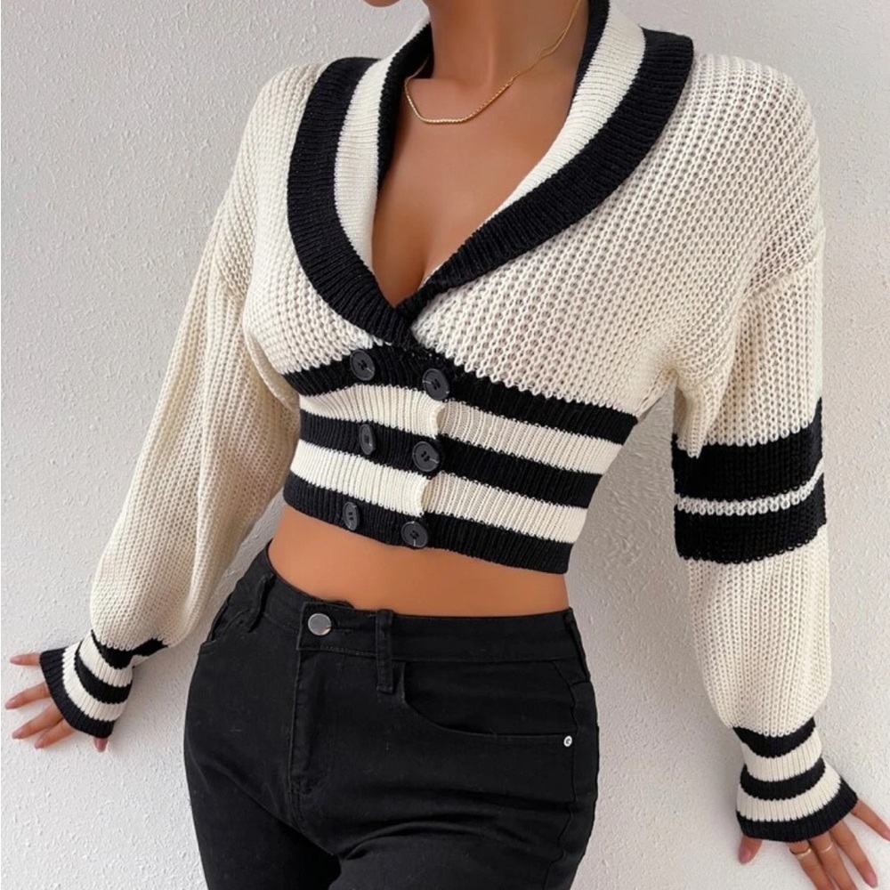 SHEIN white and black knitted V neck sweater
